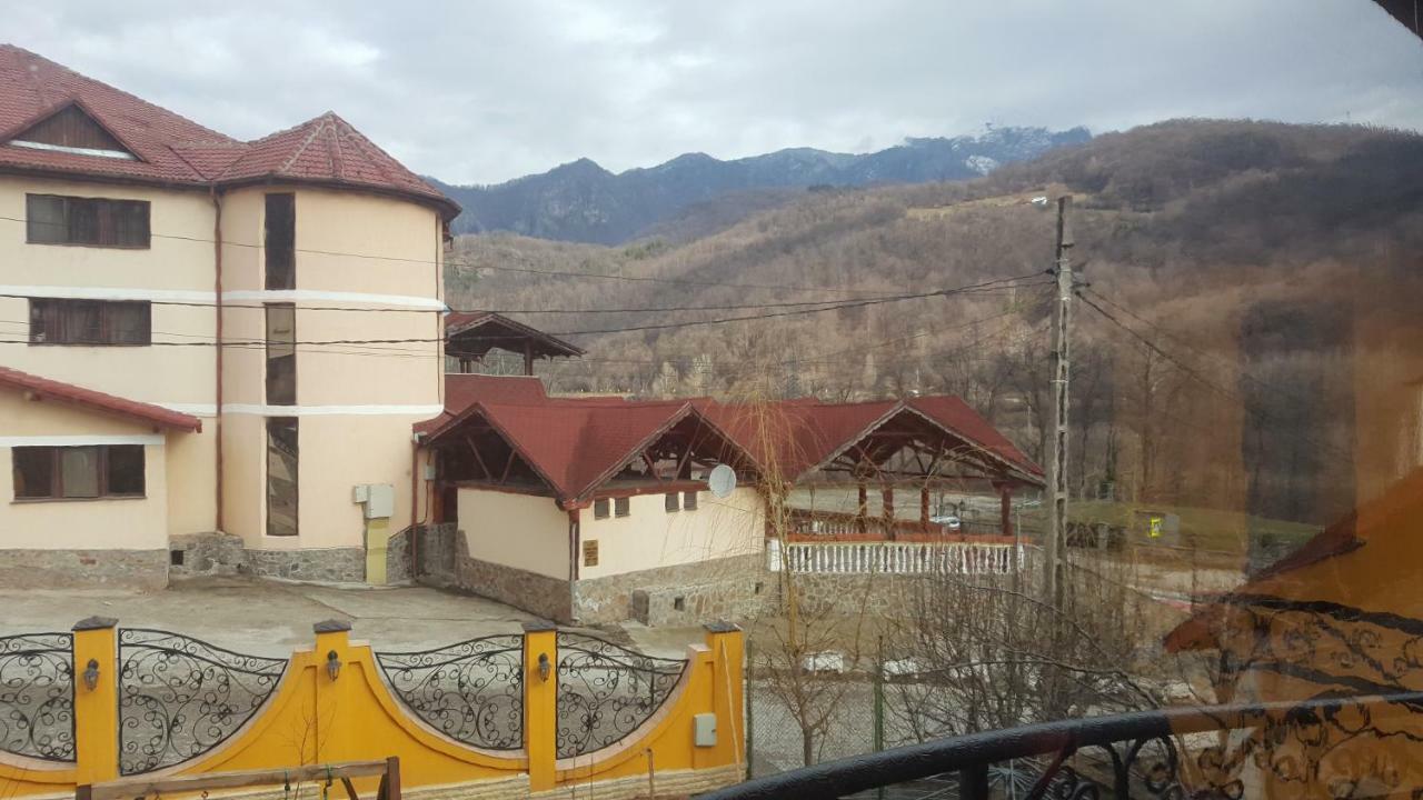 Casa Dodoc Hotel Caciulata Esterno foto